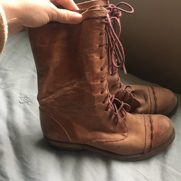 Vintage Combat Boots - Picture 4 of 9